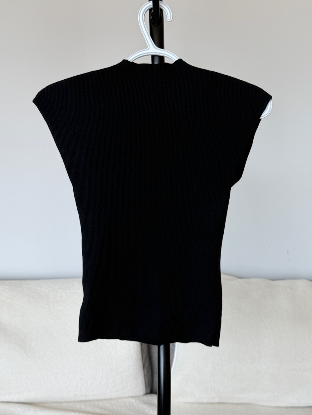 Lady Song Skims Black Ribbed Knit Cap Sleeve Sweater Top Shoulder Pad Slim Fit - Picture 2 of 6